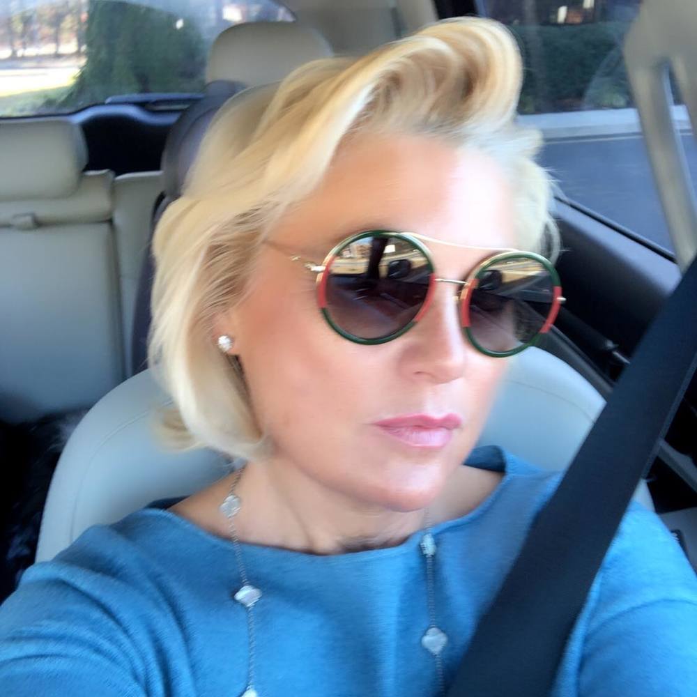 Meet your Posher, Victoria